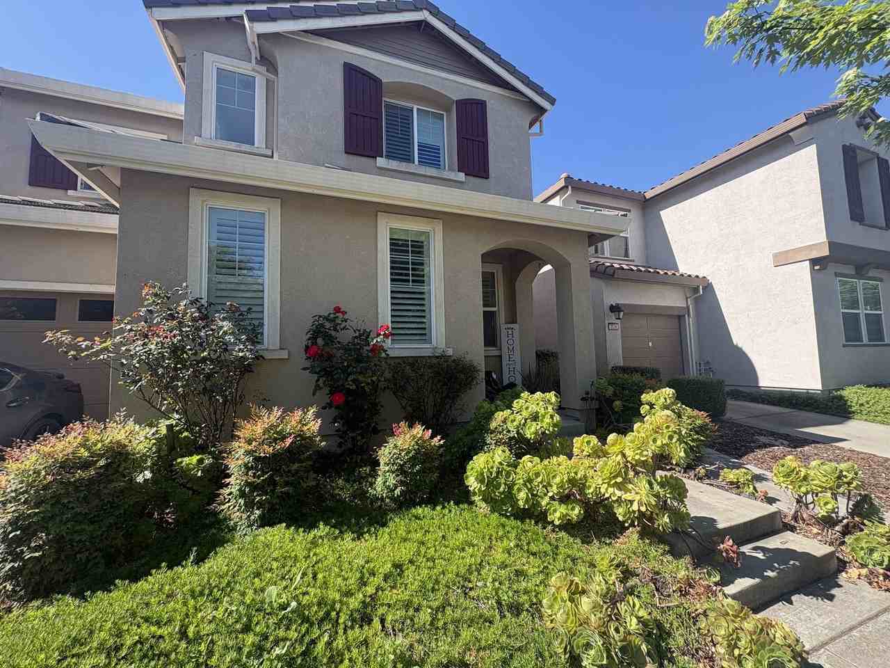 2532 Judith Resnik Ave - Photo 2 of 40