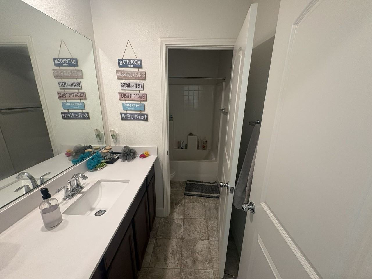 2532 Judith Resnik Ave - Photo 7 of 40