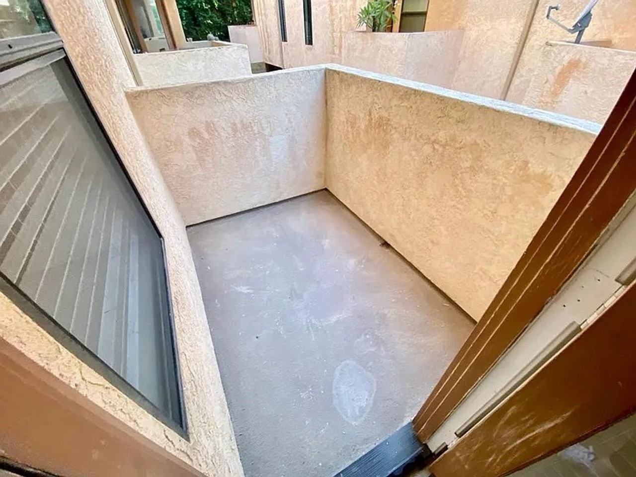 6033 Estelle St #10 - Photo 5 of 17