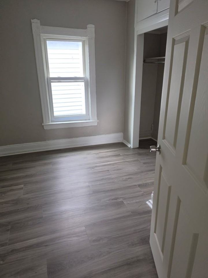 2414 Lodi St - Photo 3 of 7