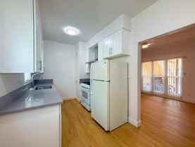 1725 Sunset Cliffs Blvd - Photo 1 of 1