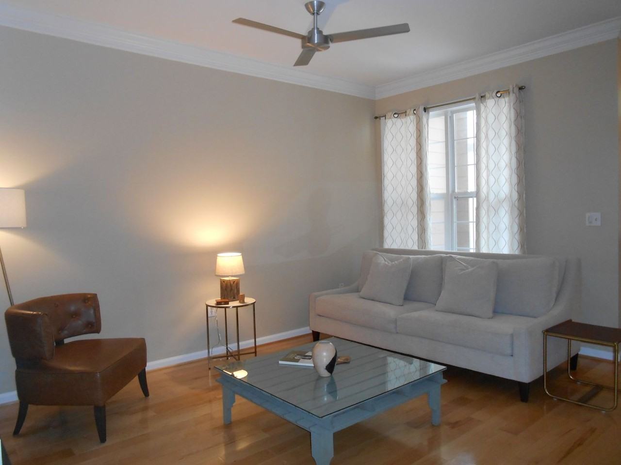 241 Sweet Bay Pl - Photo 4 of 25
