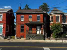 featured image of 409 Carlisle St
