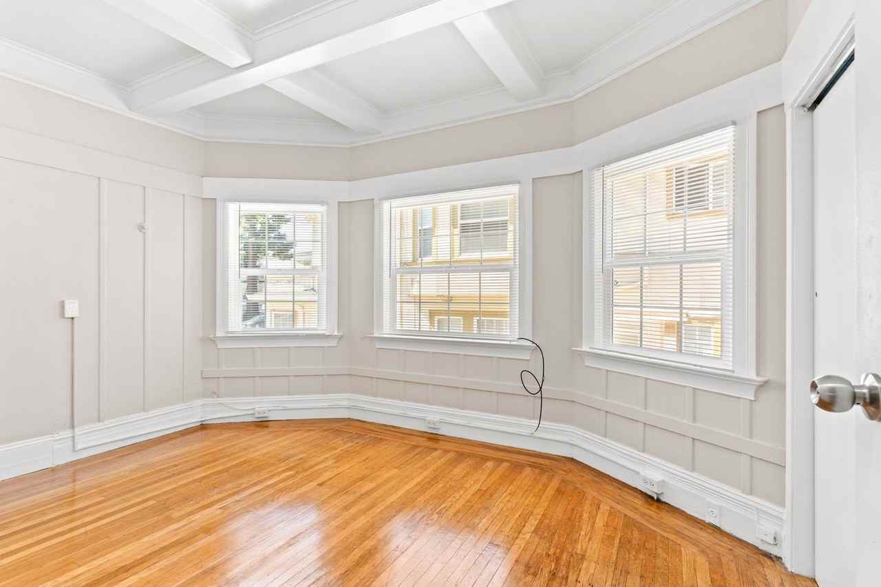 514 W Macarthur Blvd - Photo 7 of 17