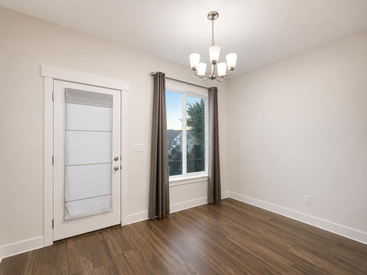 221 W Whitewater Dr - Photo 3 of 13