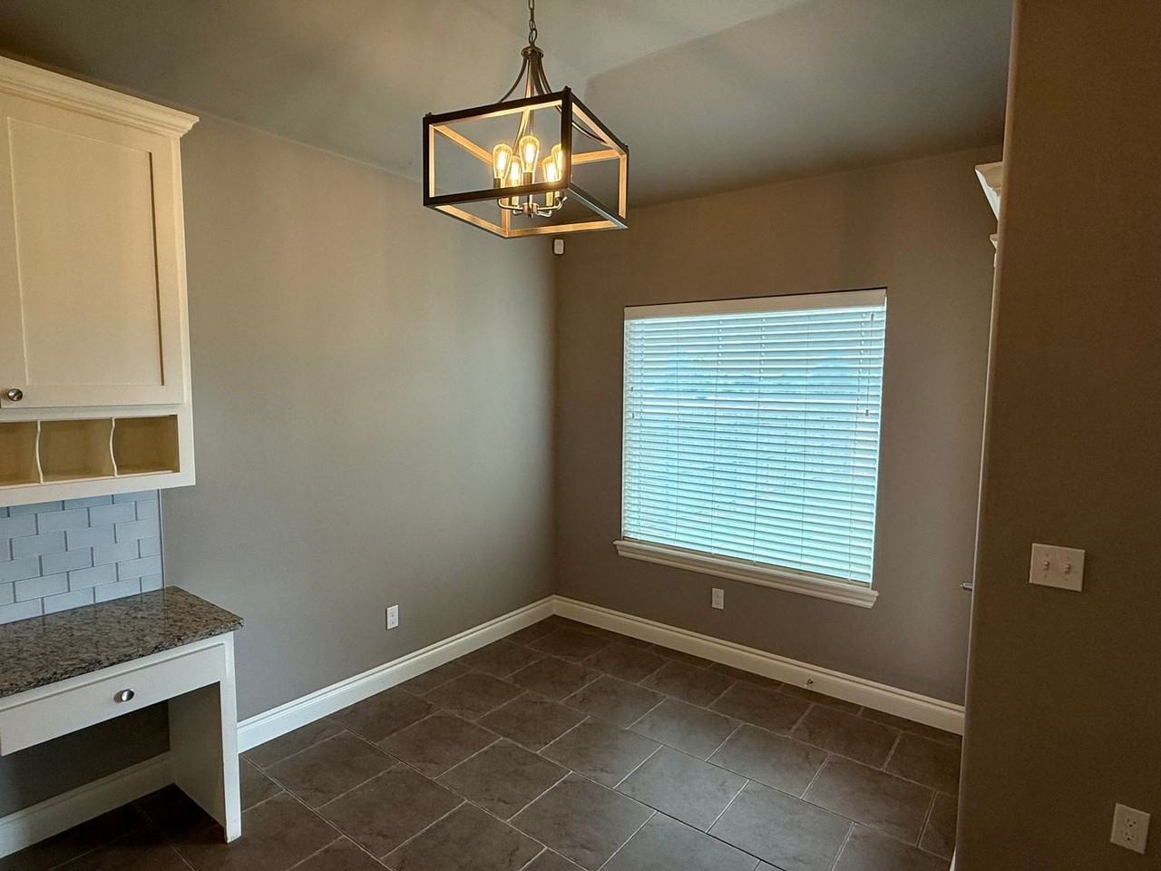 3501 Nw 164th Ter - Photo 6 of 15