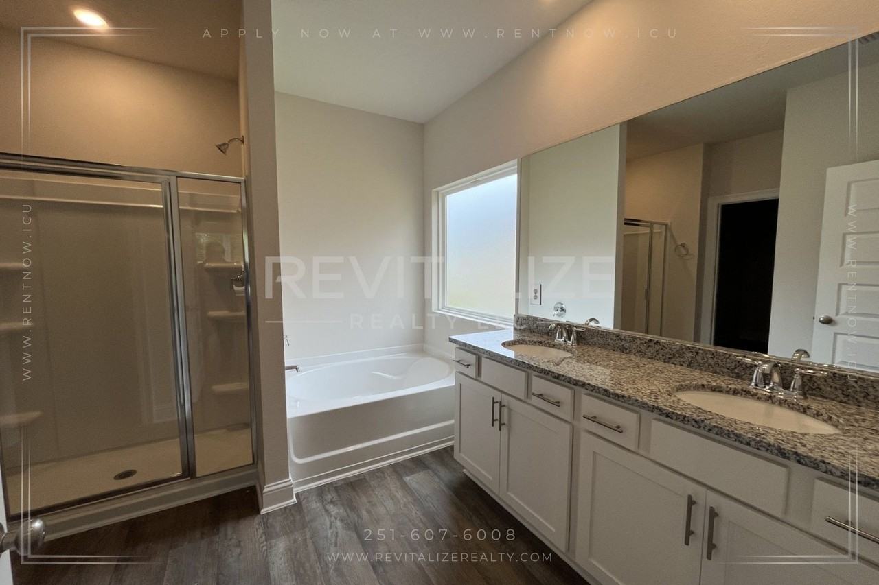 14836 Dayton Cir - Photo 4 of 15