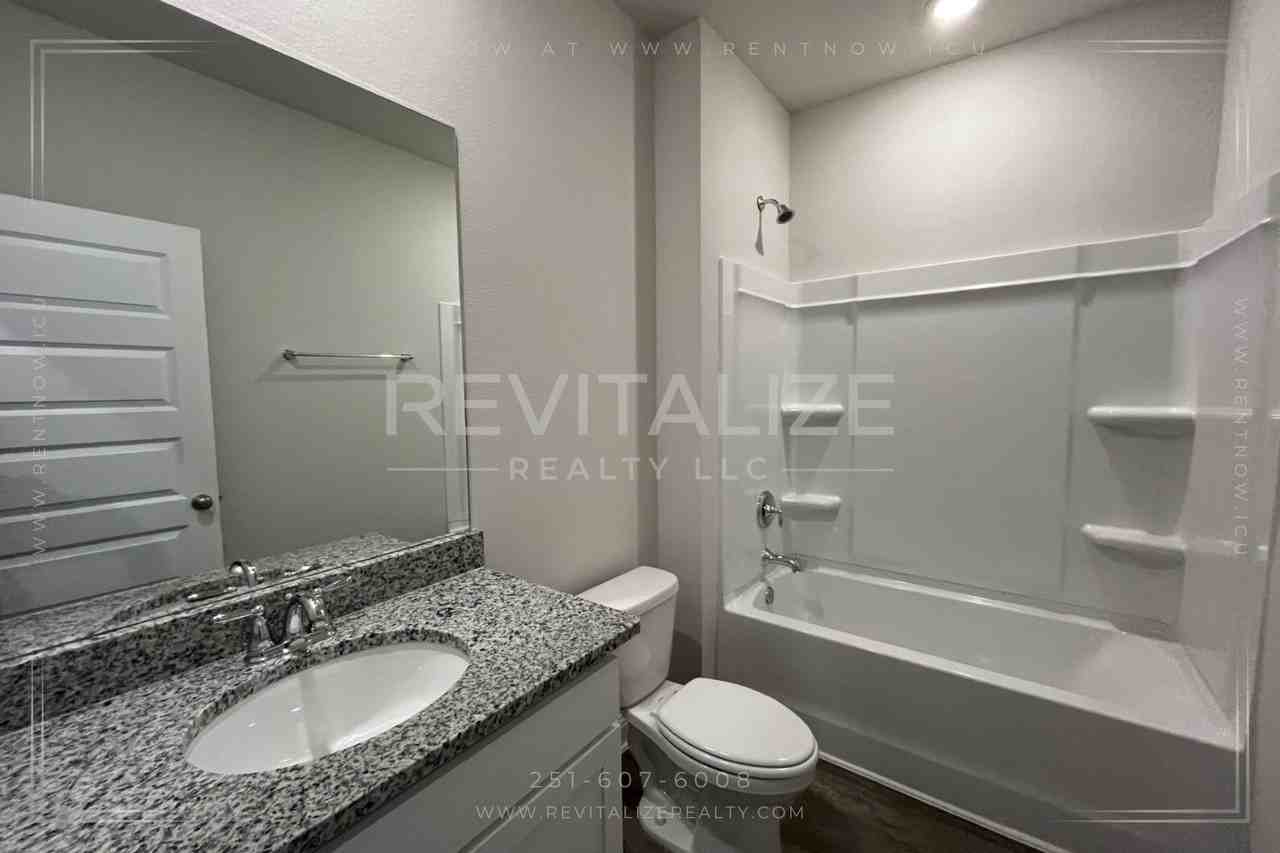 14836 Dayton Cir - Photo 5 of 15