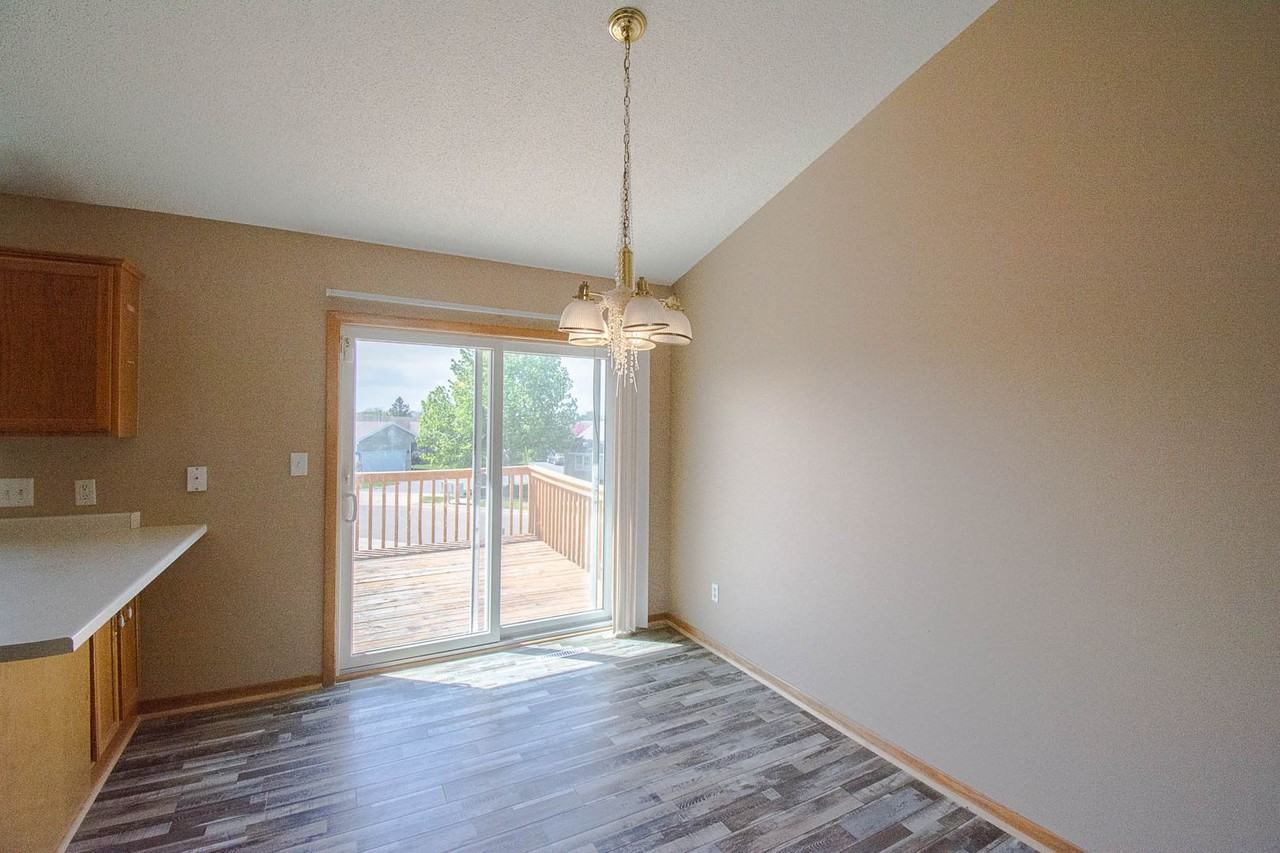 2328 Hampton Rhodes Ct Nw - Photo 4 of 23