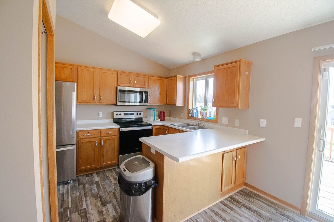 2328 Hampton Rhodes Ct Nw - Photo 5 of 23
