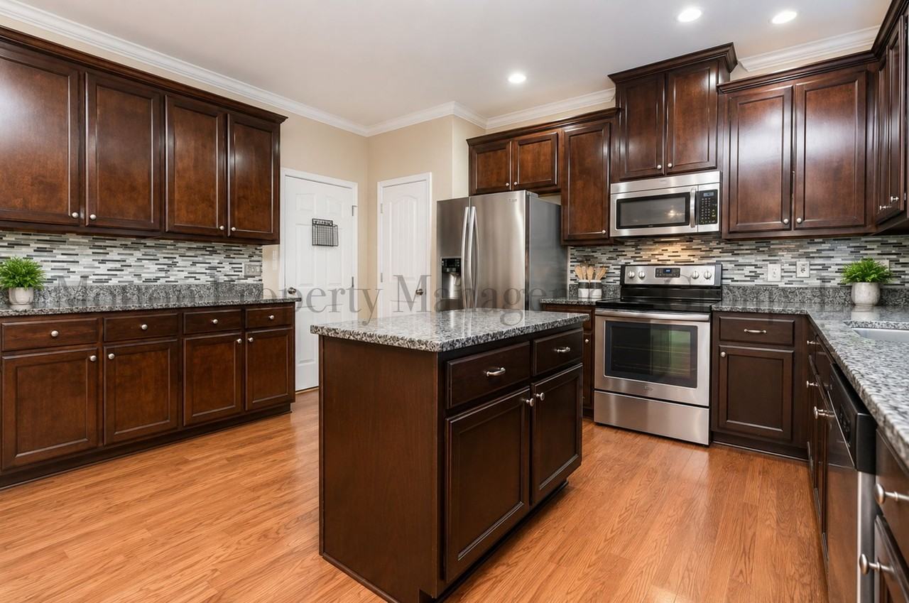 344 Mary Dr - Photo 3 of 14