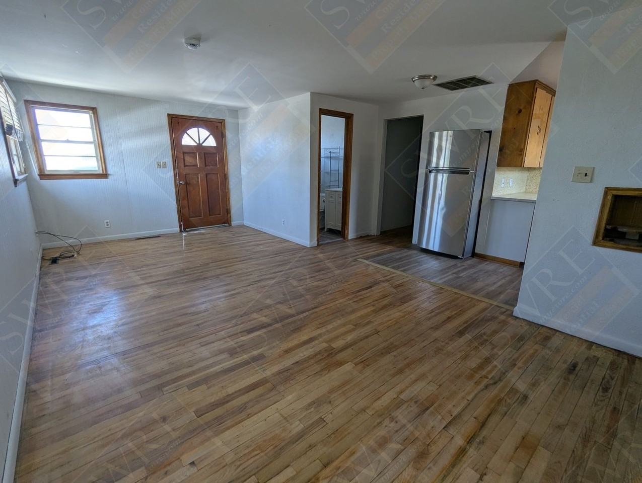 902 1/2 Wyoming St - Photo 2 of 11