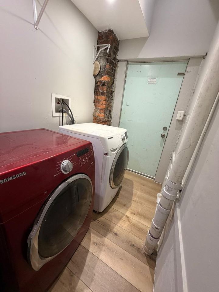 108 Chestnut St - Photo 7 of 8