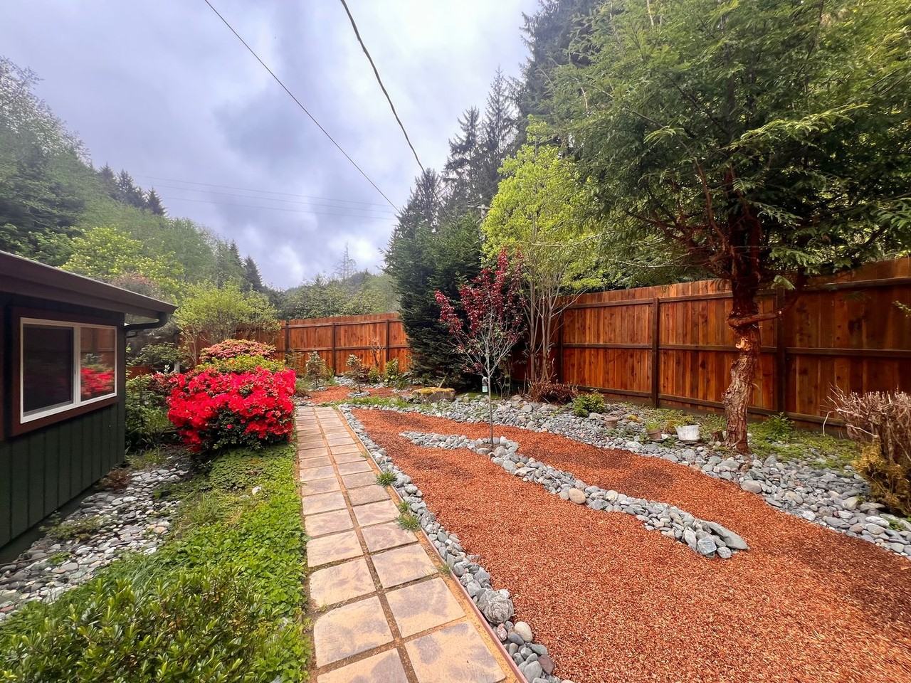 551 Mcdonald Creek Rd - Photo 2 of 50