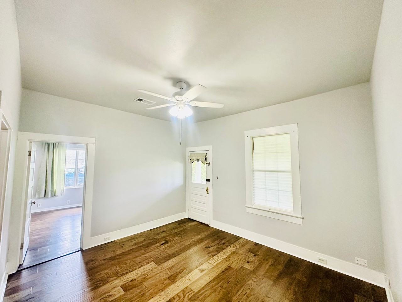 1731 Walnut St - Photo 2 of 15