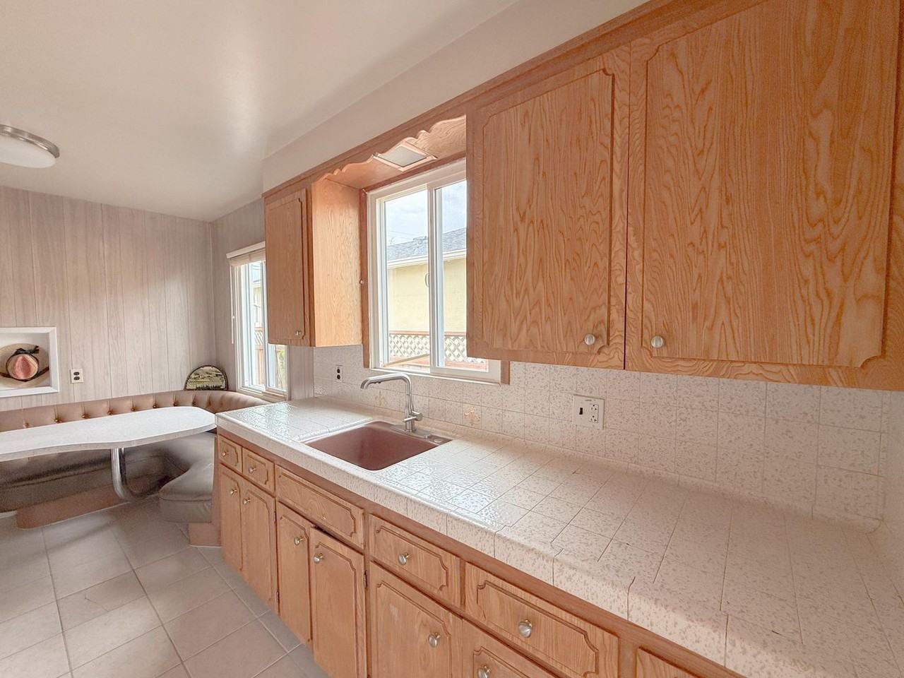 1226 Margery Ave - Photo 7 of 23
