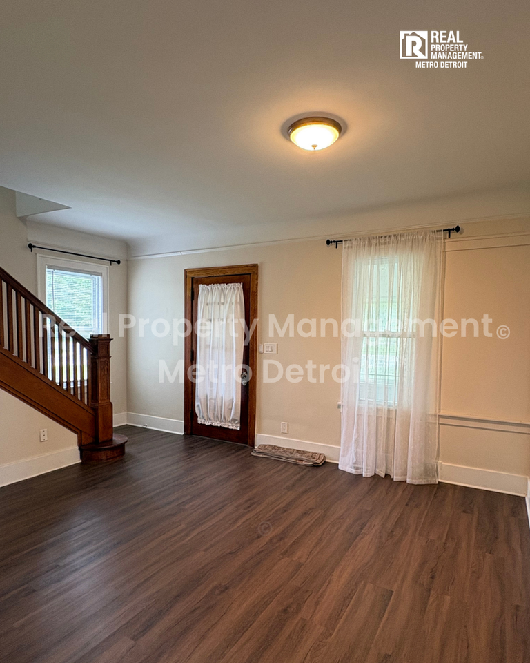 2175 W Auburn Rd - Photo 3 of 21