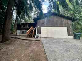 featured image of 1486 Oriental Ave