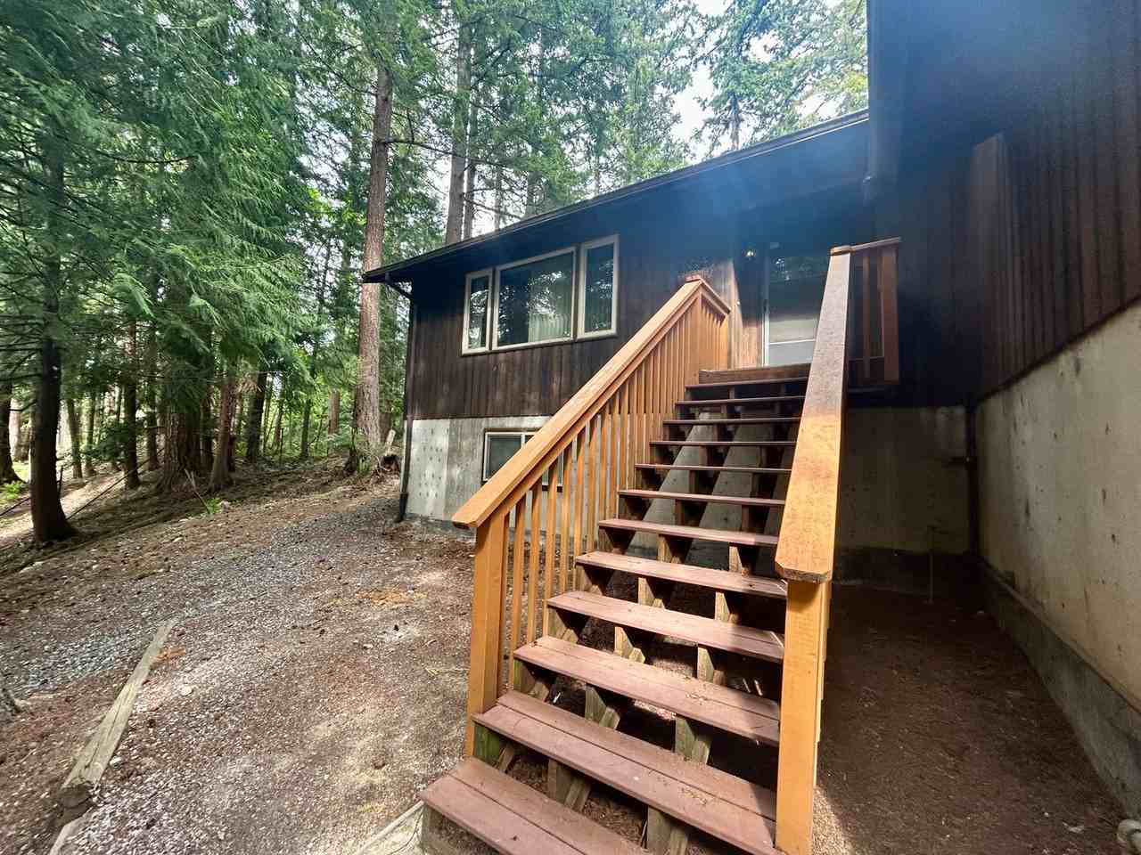 1486 Oriental Ave - Photo 2 of 35