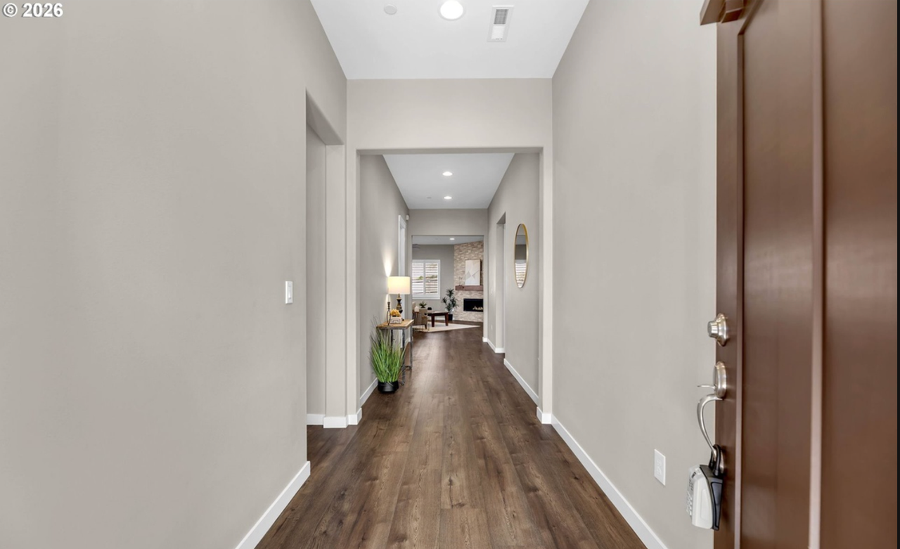 931 Nw Magnolia St - Photo 5 of 32