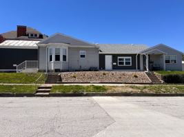 featured image of 1039 State St