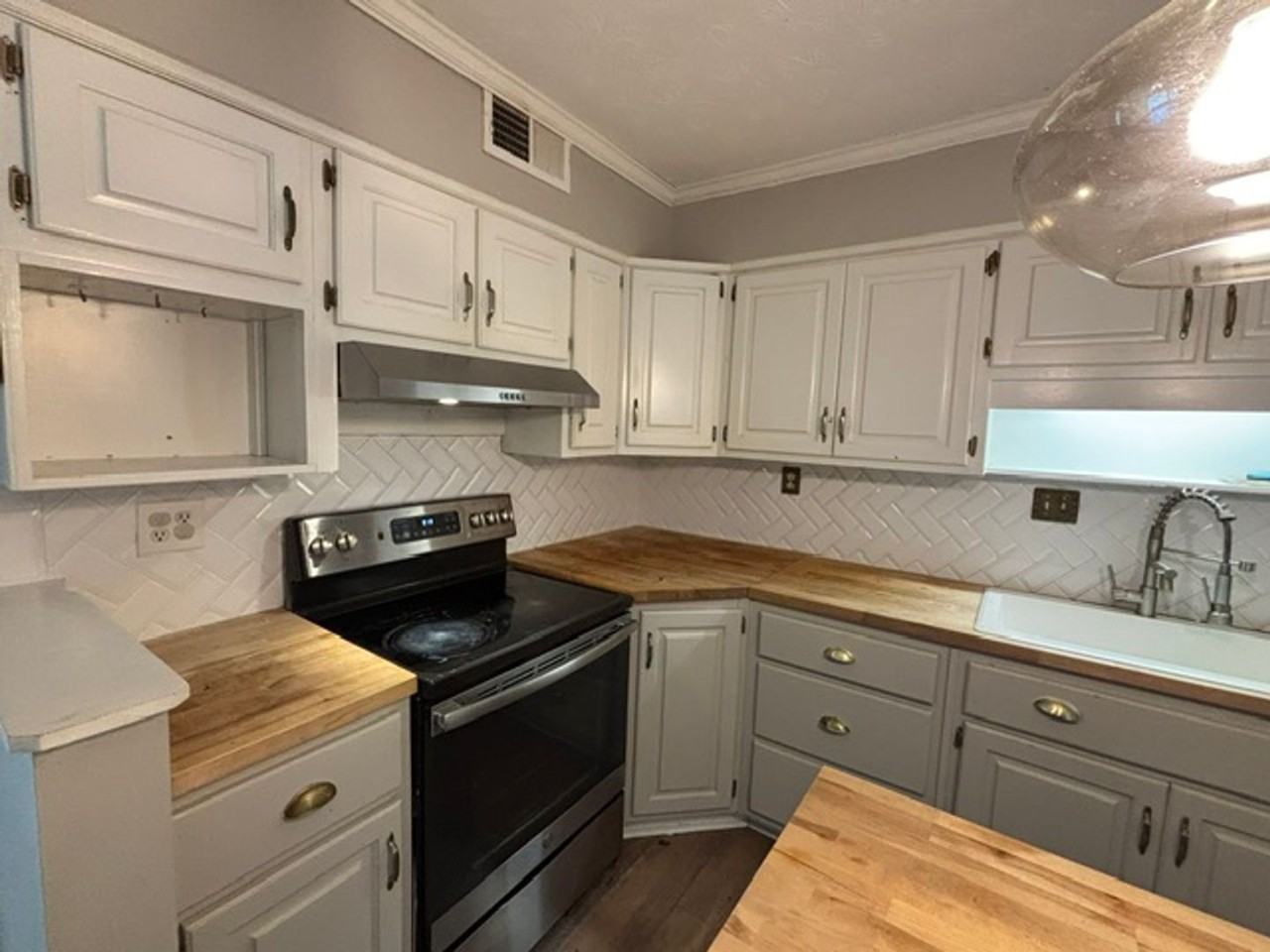 6525 Gregg Dr - Photo 5 of 29