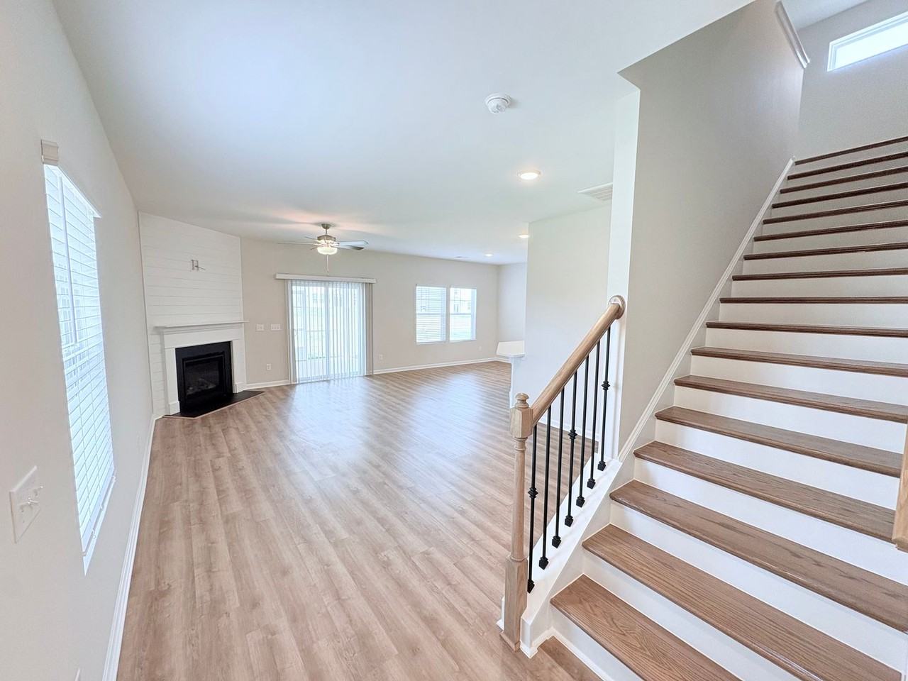 101 Brown Cir - Photo 6 of 38