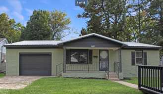 107 E Elm St - Photo 1 of 1
