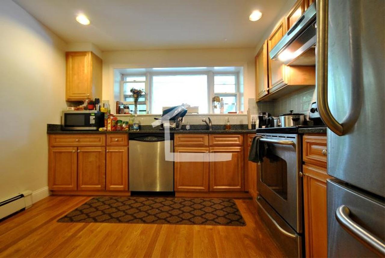 35 Addington Rd - Photo 2 of 18