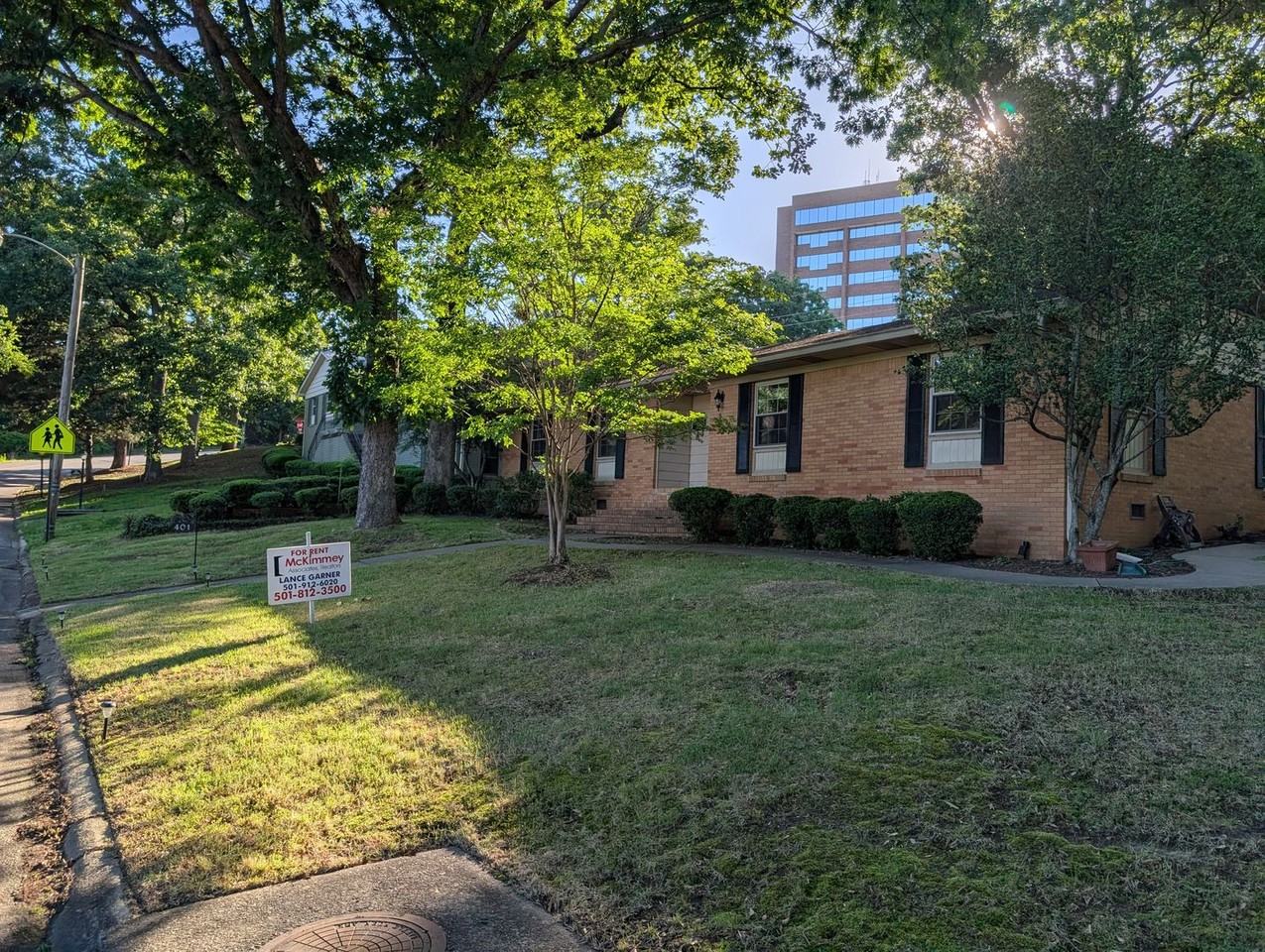 401 N Plaza Dr - Photo 2 of 50
