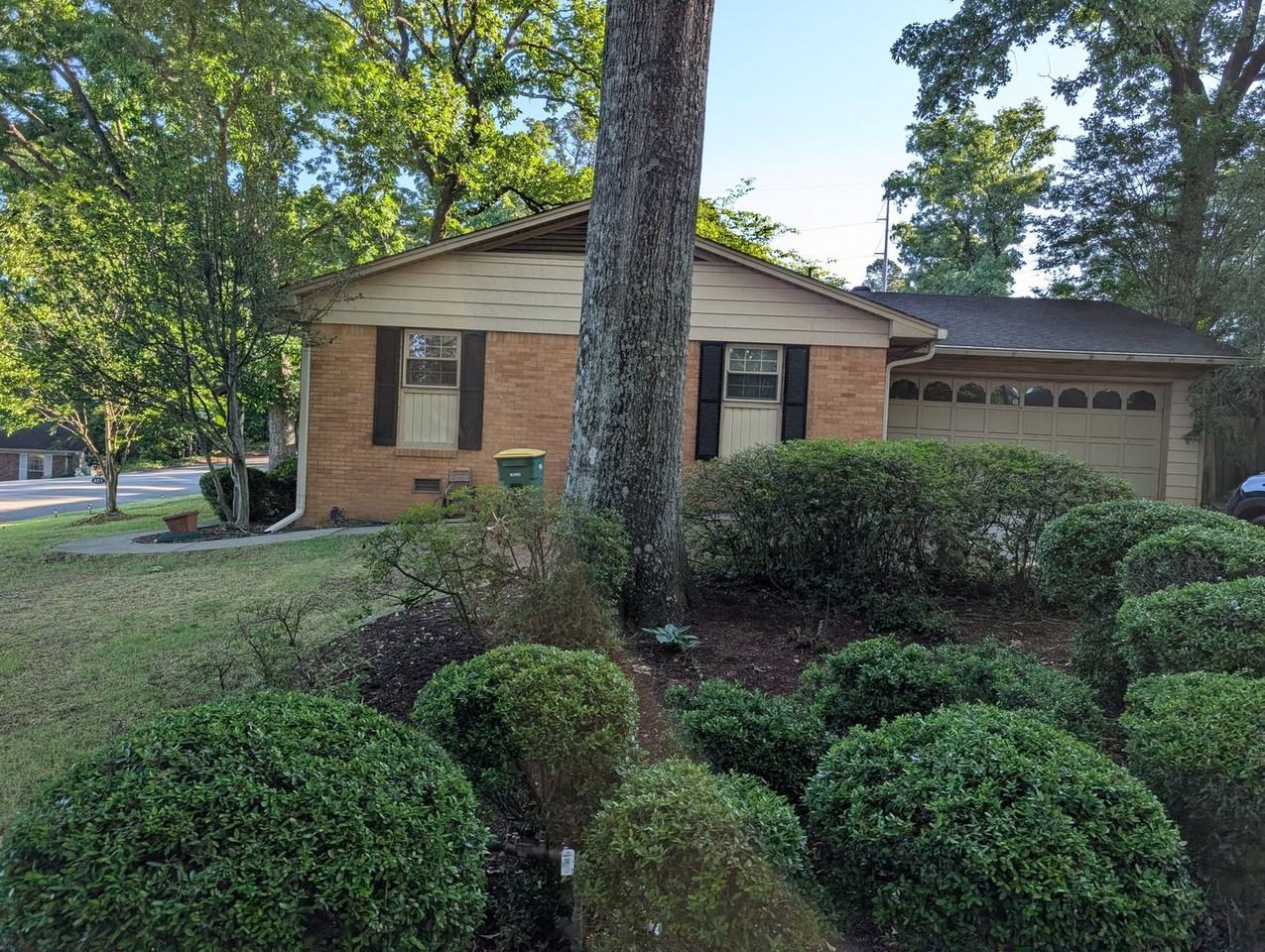 401 N Plaza Dr - Photo 4 of 50