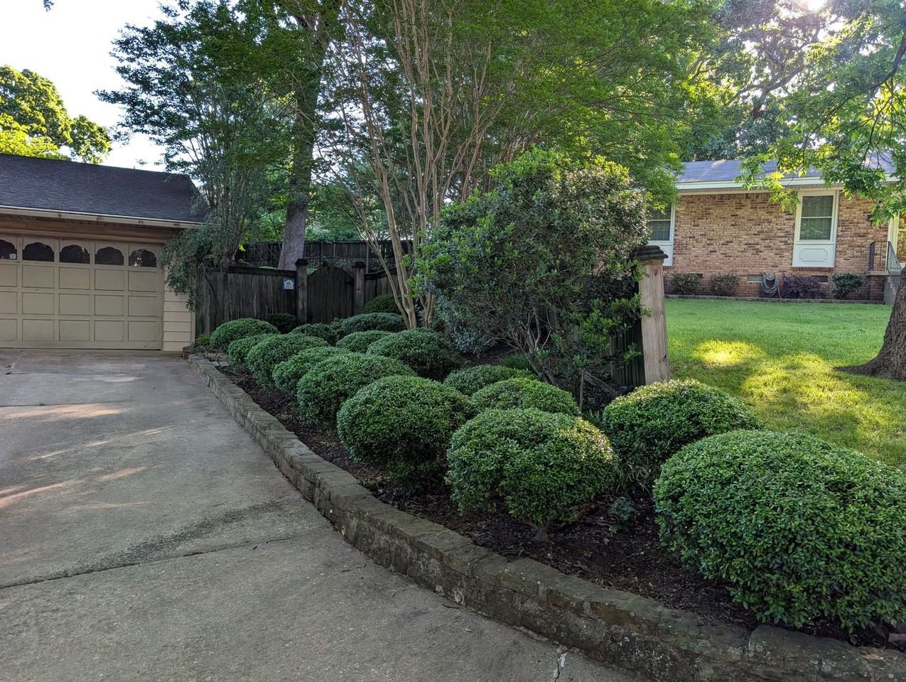 401 N Plaza Dr - Photo 5 of 50