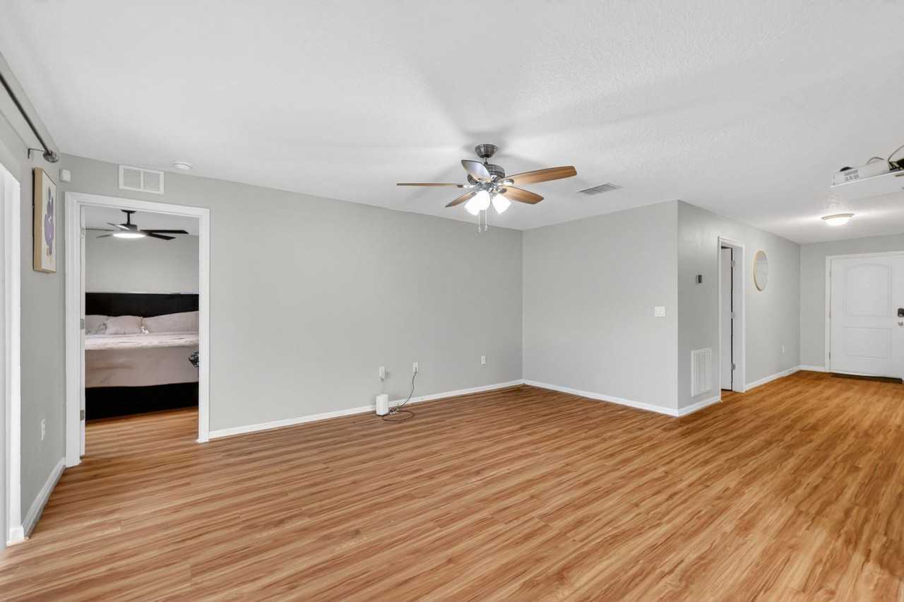 2533 Bracknell Forest Trl - Photo 7 of 26