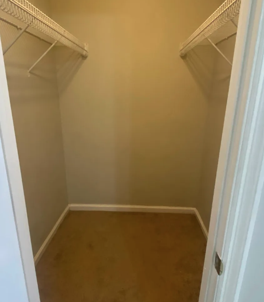 3025 Ginny Dr - Photo 7 of 9