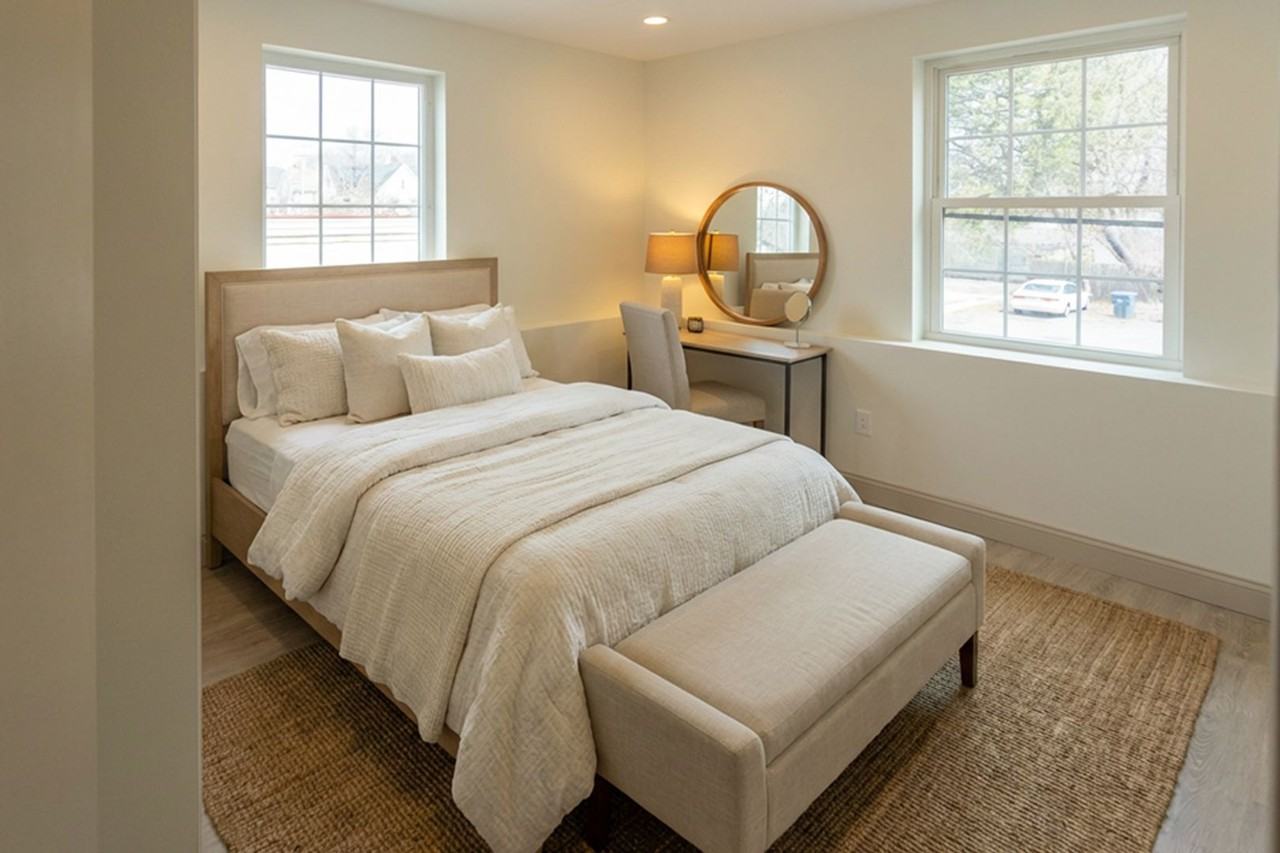 531 Smith St #303 - Photo 2 of 5