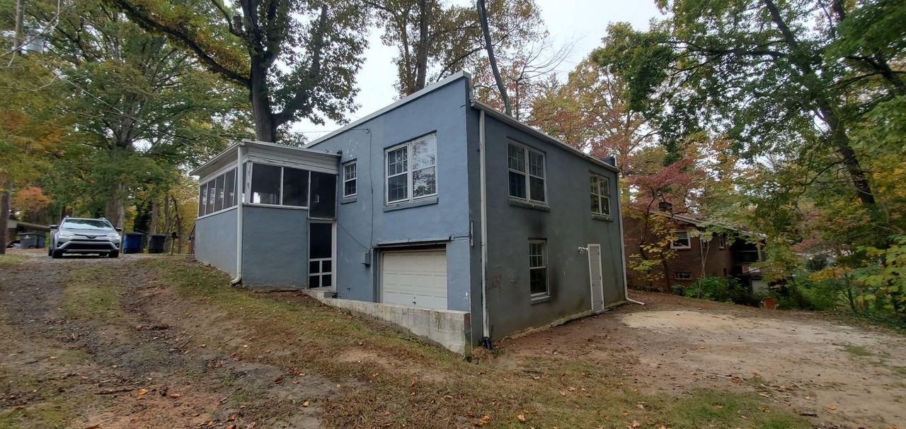 239 Styers Rd - Photo 2 of 8