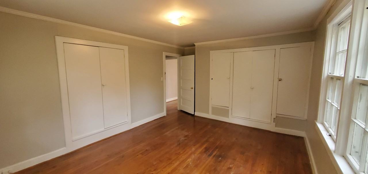239 Styers Rd - Photo 6 of 8