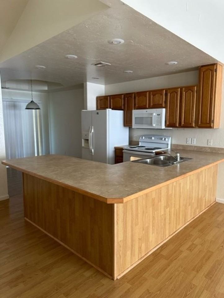 2090 Audrey Ln - Photo 5 of 13