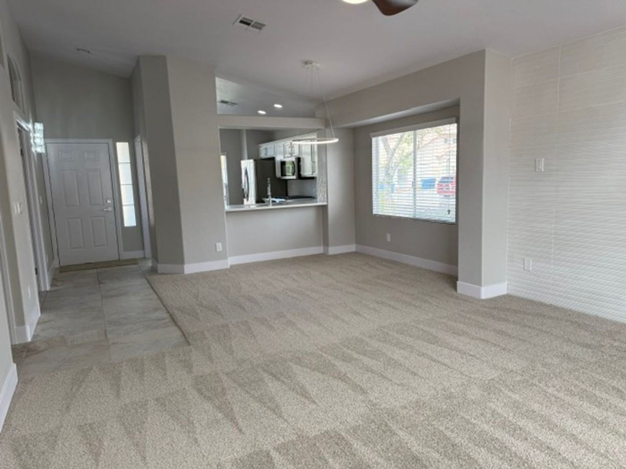 7873 Bridgefield Ln - Photo 4 of 49