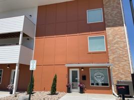 featured image of 445 W Sanctuary Rd