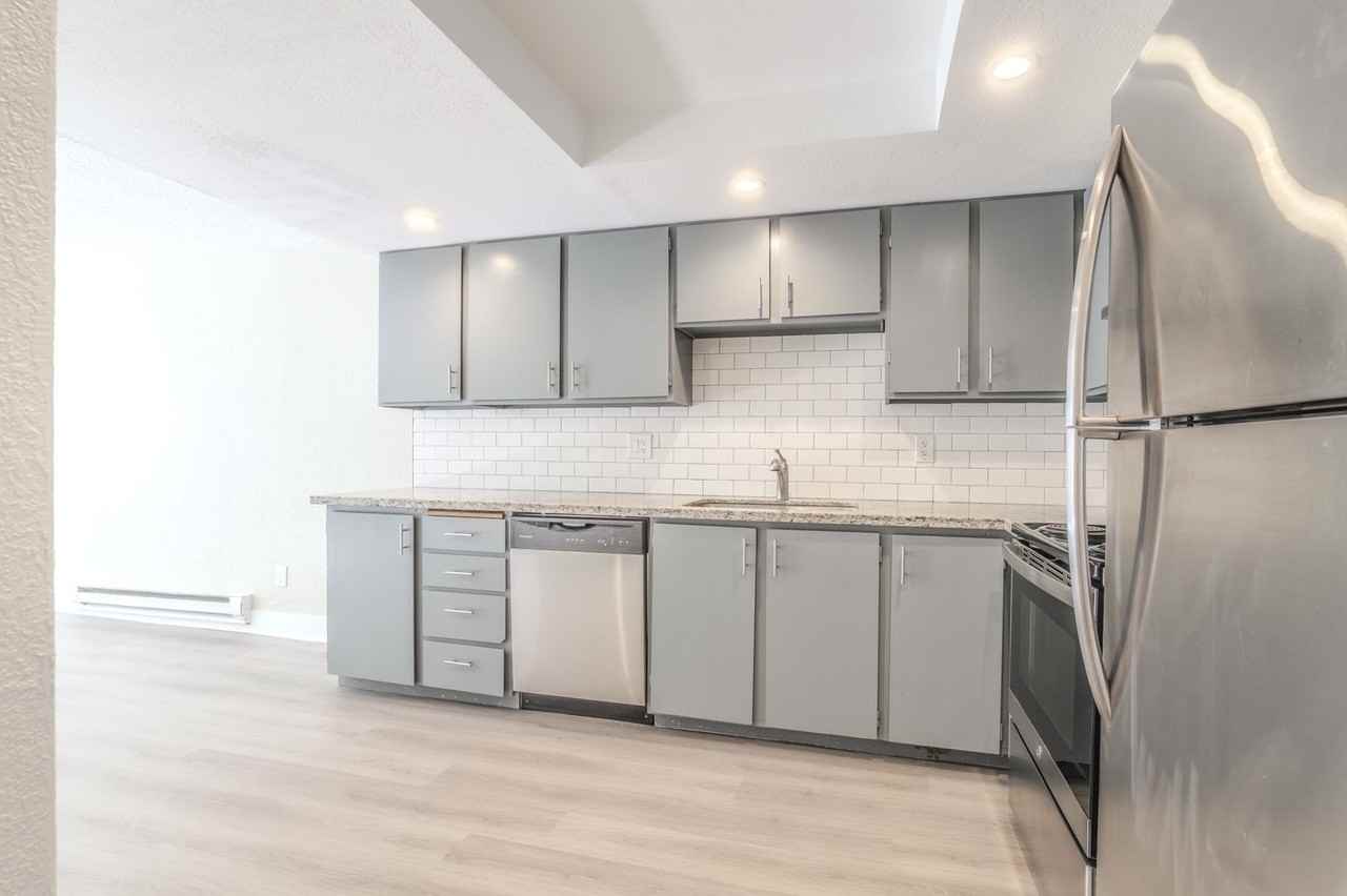 7408 31st Street Ct W - Photo 6 of 16