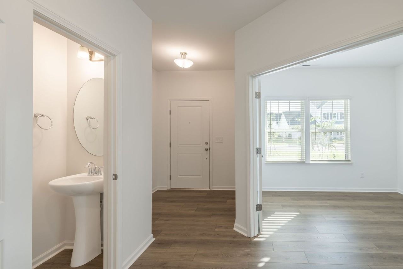 3018 Apple Creek Ct - Photo 3 of 34
