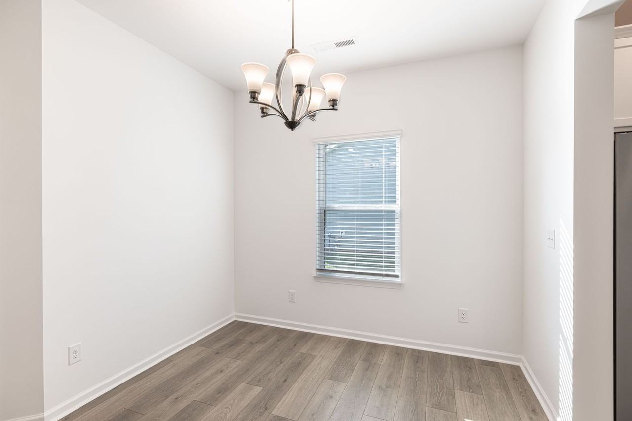 3018 Apple Creek Ct - Photo 7 of 34