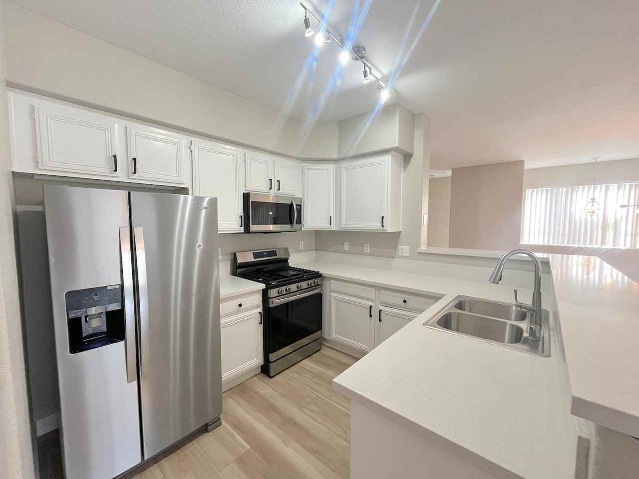 7131 S Durango Dr - Photo 2 of 25