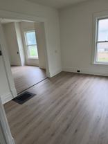 542 Kern St - Photo 1 of 1