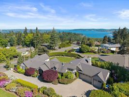 featured image of 3232 98th Ave Ne