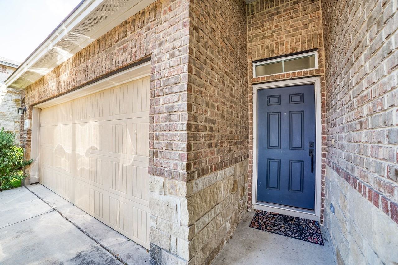 6818 Fort Bnd - Photo 3 of 25