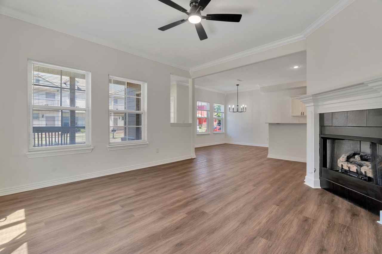 732 N Wordsworth Ln - Photo 7 of 27