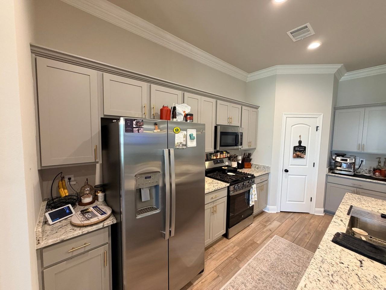 475 Blanchard Loop - Photo 6 of 19