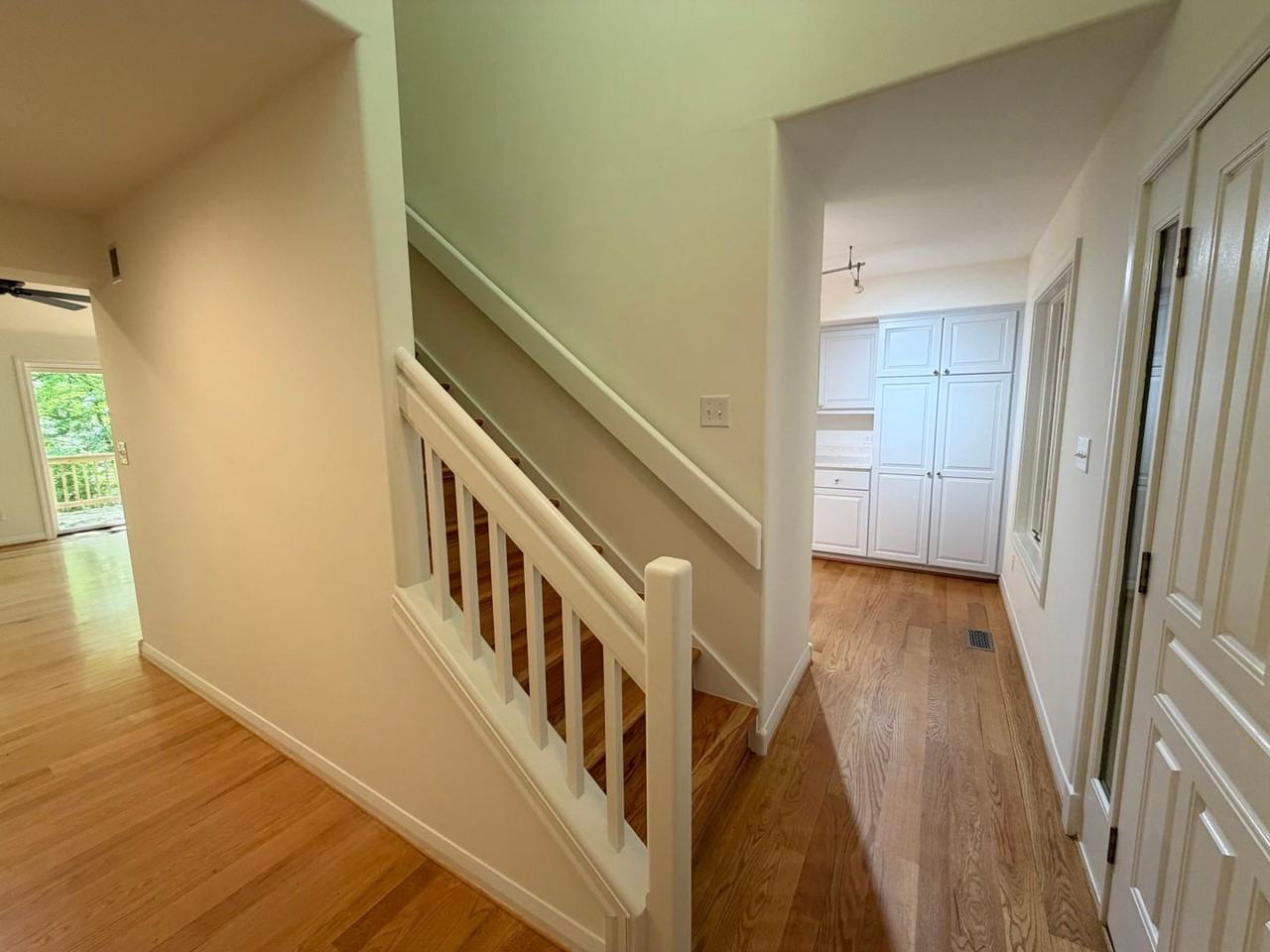 4540 Shagbark Ln - Photo 5 of 43